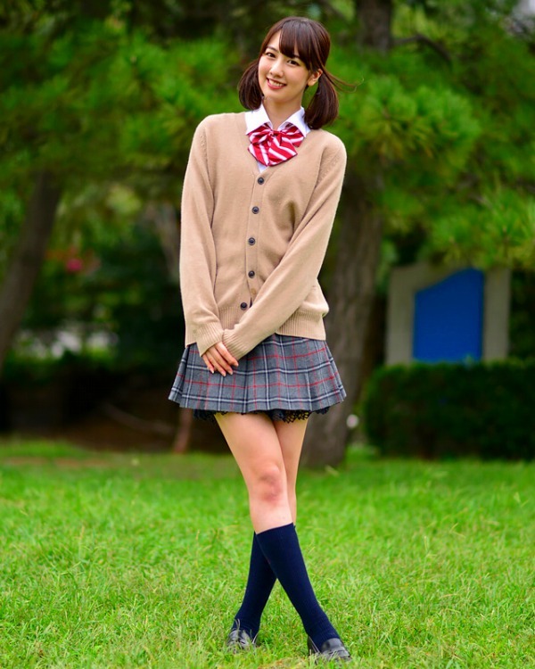 相場詩織　制服・セーラー服画像