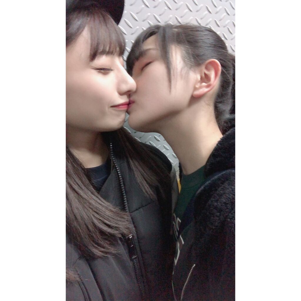 福留光帆　キス画像