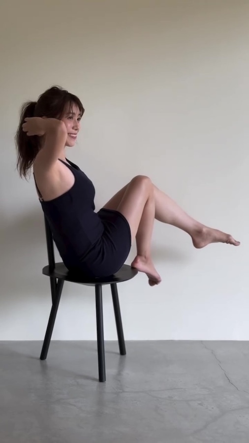中川安奈　グラビア画像