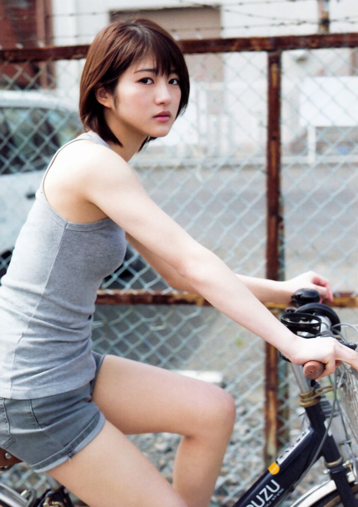 若月佑美　太もも画像