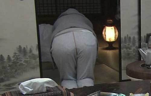 のん(能年玲奈) 尻、パン線画像